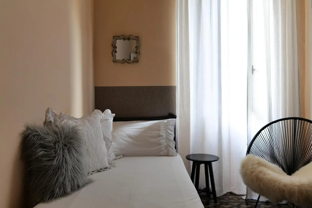 Bed & Breakfast Bed and Breakfast House Of Frames Milano
