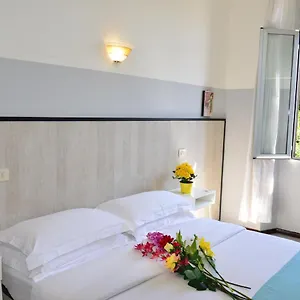 Hotel New, Milano