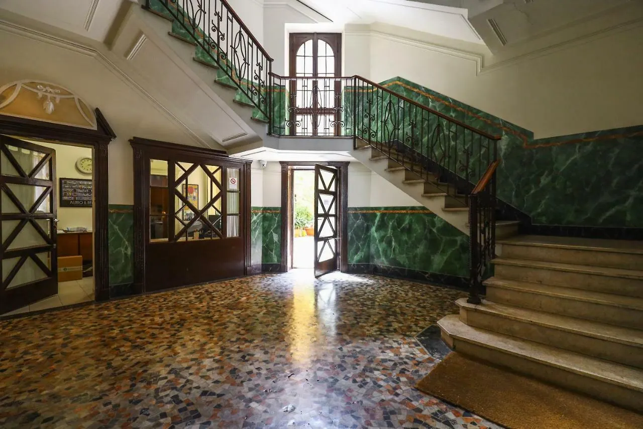 House Of Frames Bed and Breakfast Milano 0*,